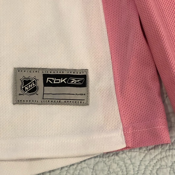 RBX Pittsburgh Penguins jersey. Size medium women’s. - Picture 5 of 10